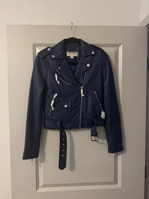 全新带标签 Michael Kors 女式羊皮摩托夹克腰带深色布蓝色 XS — 第 1/2 张图片