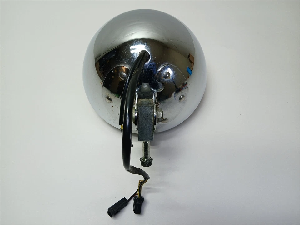 Harley-Davidson 2013 Softail Heritage Headlight Lamp Assembly Chrome 69748-05B - Image 1 of 4