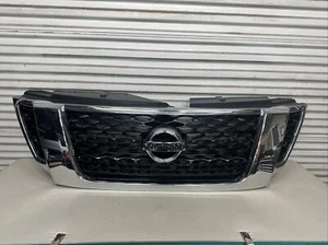 2017 2018 2019 2020 Nissan Armada Front Grille 62310-5ZW0A WITH CAMERA OEM - Picture 1 of 14