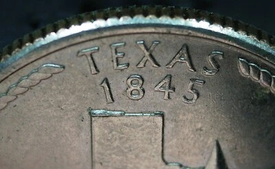 2004 P TX state quarter error, reverse die chips on TX map. TX/OK border and IAH - Image 1 of 4
