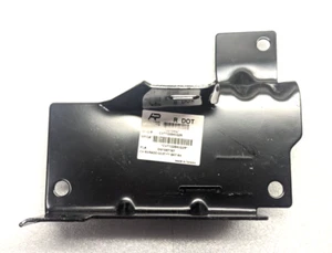 Soporte de barra de impacto para parachoques delantero derecho Chevy Silverado, CVT132BKIQ2R Sierra Avalanche - Imagen 1 de 7