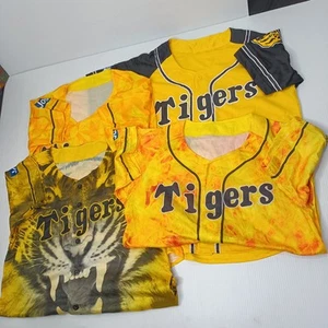 Hanshin Tigers Japanese NPB Baseball Jersey Shirt Lot x4 Mens Size M Medium - Picture 1 of 23