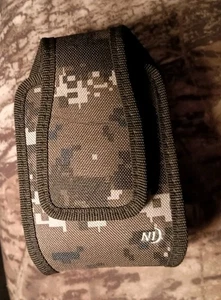 Camo Nite Ize Innovation Cell Phone Belt Clip / Utility Holster Tool Holder New - Picture 1 of 4