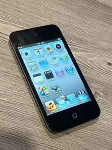 Apple ipod Silver A1367 4th Generation 8GB Touch Screen W/ 564 Songs & Games! - Picture 1 of 7