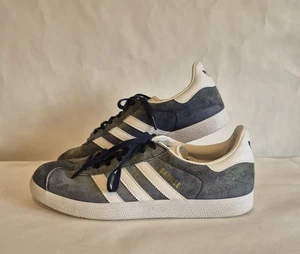2020 Adidas Gazelle Originals Herren Sneaker Größe UK9 EU43,3 Navy Weiß BB5478 - Bild 1 von 10