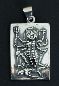 Pendentif Kali- en argent 925-18 grammes - deité hindoue Inde - 8932