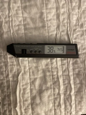 VWR Portable Thermo Hygro, Humidity/Temperature Pen - Image 1 of 2