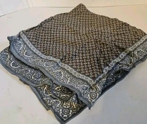 Vgt Womens Head/Neck Scarf Polyester Blend 22"×22" Blue, White & Brown - Picture 1 of 3