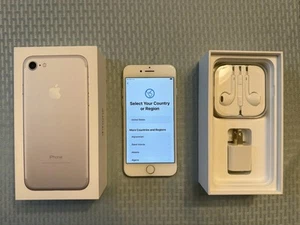 Apple iPhone 7 Unlocked, Silver, Excellent Condition, Original Box - Zdjęcie 1 z 1