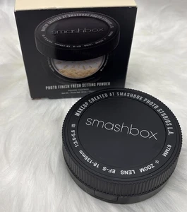 Smashbox - Photo Finish Fresh Setting Powder - 01 Light - .42 oz / 12 g - Picture 1 of 4