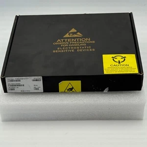 Finisar FCBN425QE1C10 Fiber Optic Cable Assemblies Ethernet QSFP FCBN425QE1C10-C - Afbeelding 1 van 4