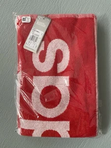 adidas Handtuch Badetuch, rot / weiß 140 cm x 70 cm, Gr. L, FJ4771 / Q3 - Bild 1 von 3