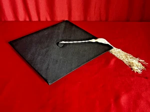 1940s-1950s Graduation Cap Collegiate Cap & Gown Company Size 7 w/ Tassel B19 - Picture 1 of 2