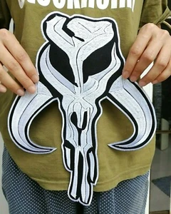 Large Mandalorian Skull Boba Fett Star Wars symbol Embroidered Iron-On Sew patch - Picture 1 of 8