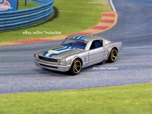 Ford Mustang Fastback Racing Drift 1965 1966 resto mod escala 1/64 modelo P - Imagen 1 de 9