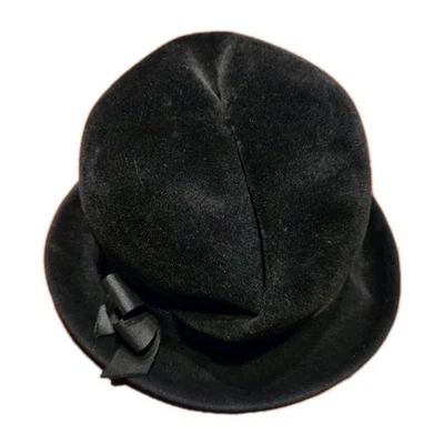 Sombrero de terciopelo Mid-Century para mujer negro flor de melocotón Gene Doris NY hecho en unión talla 23 Foto 1 de 4