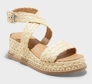 New!Women's Kayla Wedge Heels with Memory Foam Insole - Universal Thread Beige 8 - Bild 1 von 8