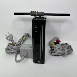 NINTENDO WII Nera SOLO CONSOLE con CAVI E SENSOR BAR - Foto 1 di 10