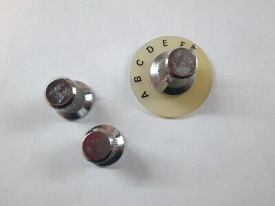 Radio CB 21-141 de 6 canales vintage realista TRC-11 Mini-6B perillas de repuesto Foto 1 de 3