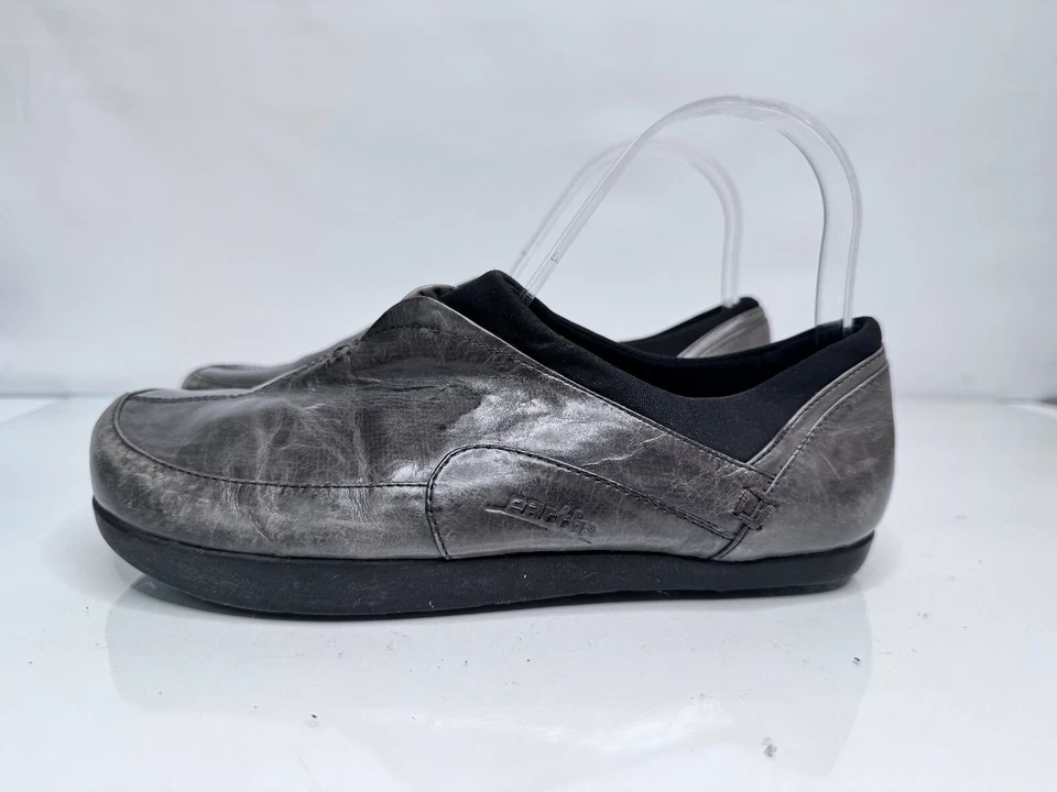 Zapatos sin cordones Earth Kalso Technology informales para mujer de cuero gris, EE. UU. 6 Foto 1 de 4