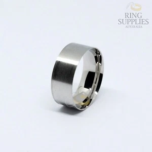 Anillo de acero inoxidable de 8 mm de ancho núcleo, 1 mm de espesor, ajuste cómodo. - Imagen 1 de 7
