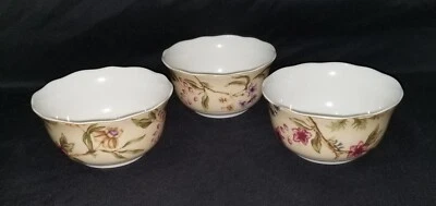 Conjunto de 3 222 tigelas de cereais Fifth Marietta usadas em excelente estado - Imagem 1 de 4