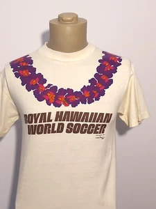 Vintage ROYAL HAWAIIAN WORLD SOCCER T-Shirt Single Stitch 1982 Hanes Beefy Sz M - Picture 1 of 8