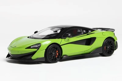 LCD Models 1:18 MCLAREN 600LT GREEN CON PORTIERE E COFANI APRIBILI - LCD18006-GR - Immagine 1 di 4