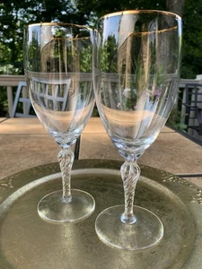 Set 2 bicchieri da tè ghiacciati Lenox Monroe decorati oro trasparente 8" calici torsi - Foto 1 di 5