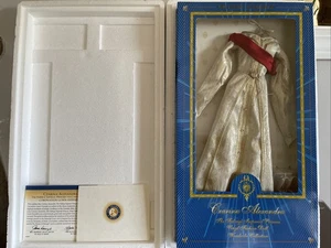 Franklin Mint - CZARINA ALEXANDRA CORONATION GOWN Faberge Imperial Princess NRFB - Bild 1 von 6