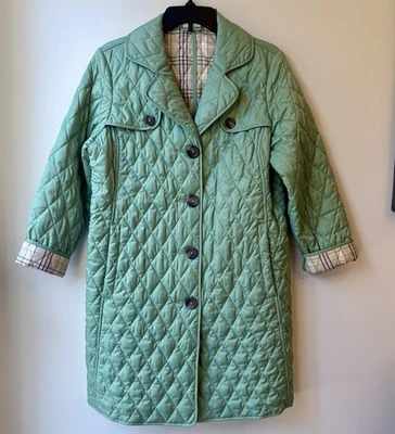 Casaco acolchoado LL Bean pequeno pequeno forro xadrez verde fora da igreja em excelente estado usado - Imagem 1 de 4