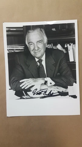Walter Cronkite Autographed Photo 8x10 American broadcast journalist CBS Evening Cover