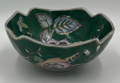 Tazón Chinoiserie Decorativo Verde Botella Vintage Borde Dorado Exhibición Floral Usado en Excelente Condición Foto 1 de 4