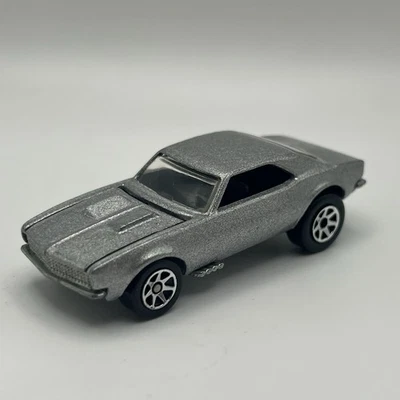 Camaro 1982 Hot Wheels 67 capó metálico plateado abre Muscle Car Malasia  Foto 1 de 4