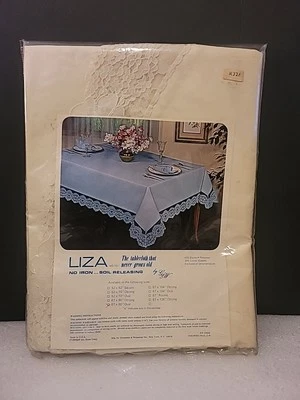 VTG NEW 70's Liza No Iron Lace Edge Perm Press Tablecloth 67" x 90" Oval Shape. - Image 1 of 4