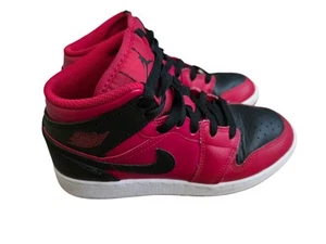 Nike AIR Jordan 1 - Size 4.5 Youth - Picture 1 of 6