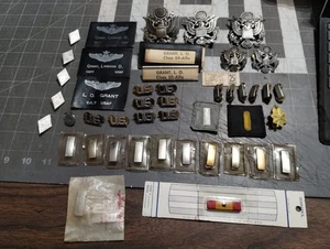 Vietnam Era USAF US Air Force Pilot Grouping, Hat Badge, Rank And Other Items. - Picture 1 of 9