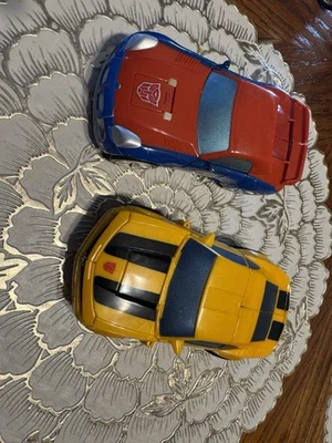 Transformers Bumblebee And Smokescreen Lot - Image 1 of 4
