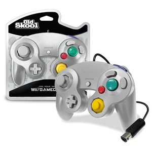 Controller Compatible with GameCube/Wii - Silver - Picture 1 of 8