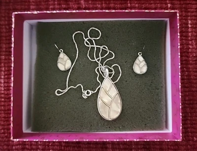 LIA SOPHIA MOTHER PEARL INLAY TEAR DROP EARRING NECKLACE VTG SET CHAIN STERLING  - Image 1 of 4