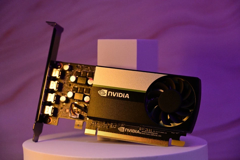 PNY NVIDIA T1000 8GB Professional Graphics Card PCI Express 3.0 x16 - Image 1 of 4