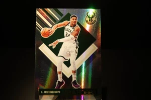 2024-25 Panini Hoops Tribute – Giannis Antetokounmpo #285 – Premium Box /199Set - Bild 1 von 3