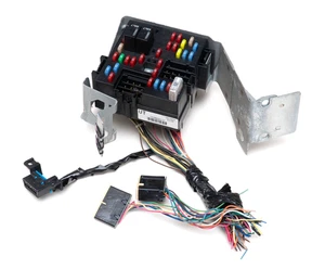 OEM GMC Yukon MORE* Junction Relay Fuse Box Block & Bracket 15058033-07 - Picture 1 of 5