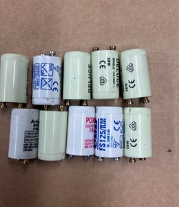 10 x Packung x 4 Röhren Licht Starter 4-65W FSU 220-240V Grippe Röhre Start UK Mix - Bild 1 von 3