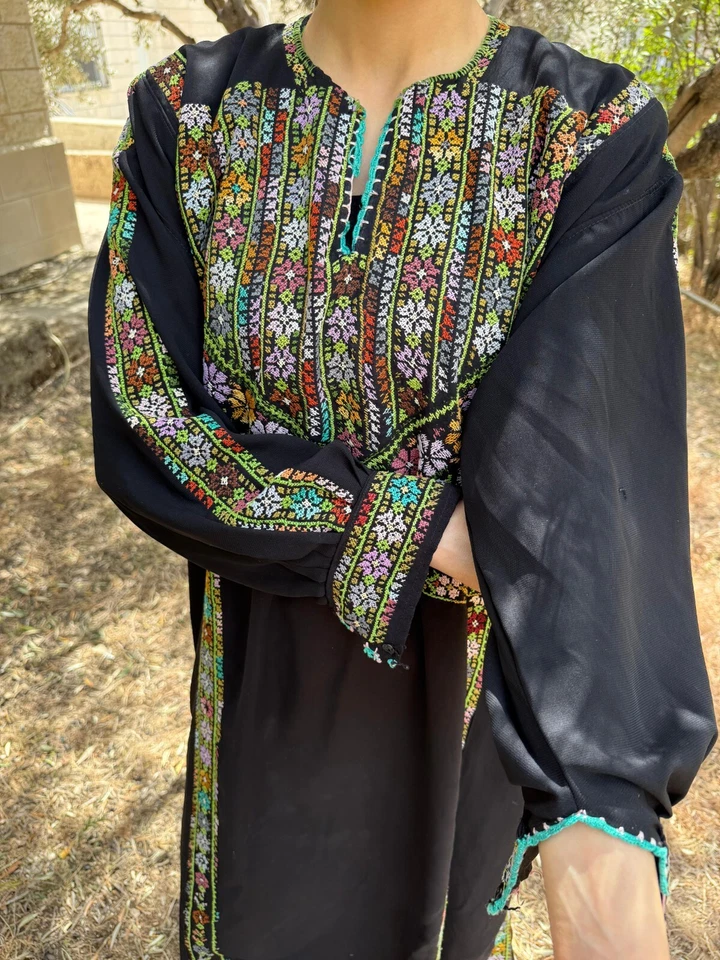Handwoven Thobe - Palestinian Heritage Embroidered Tatreez - Small defect - Image 1 of 4