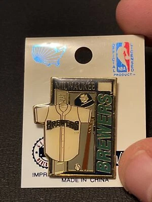 Prendedor de vestuario de camiseta vintage de los Milwaukee Brewers MLB Foto 1 de 2