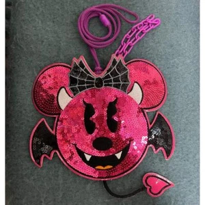 Tokyo Disney Resort Minnie Mouse Halloween Vampire 2012 Pass case Holder #DD684 - Picture 1 of 1
