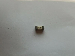 10 piezas 2 amperios montaje en superficie de fusible 125 VAC 2A NANO2 fusible pequeño - Imagen 1 de 4