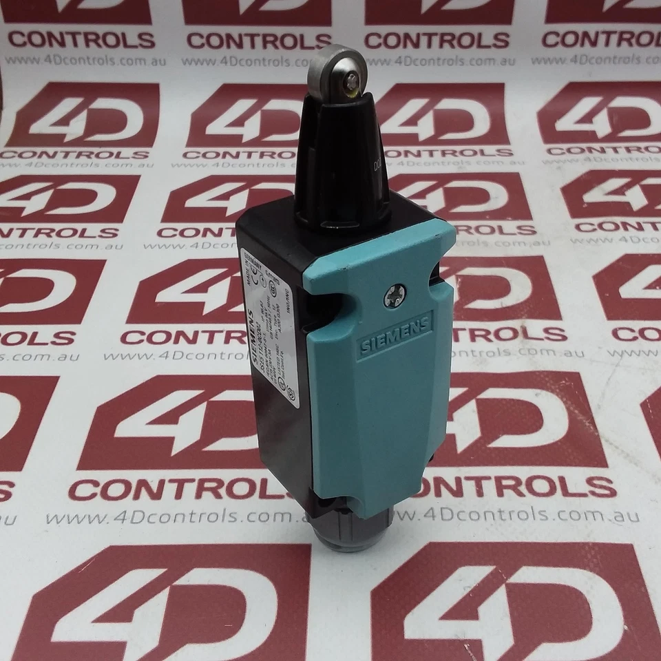 3SE5112-0CD02 | Siemens | Sirus, Position Switch, 40mm, Used (UPP) - Image 1 of 1