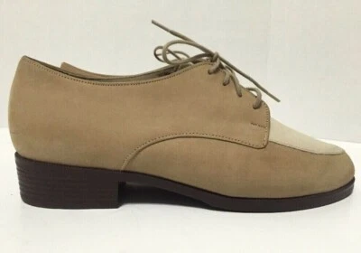 Munro American Veranda Oxford Shoes Beige Tan Suede Womens Size 6WW - Image 1 of 4